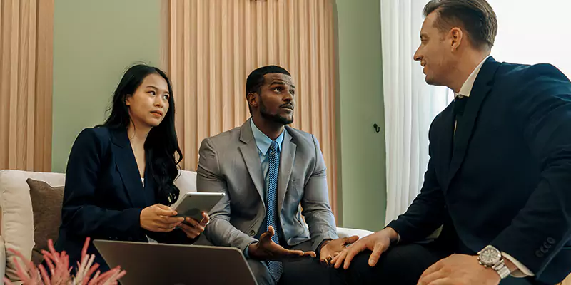 Benefits You Get by Our F-1 Visa Services in United Kingdom