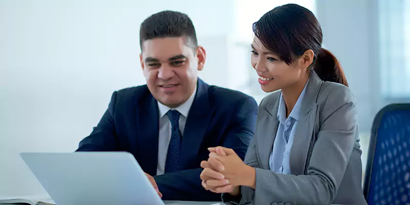 Why Partner with the Best TN Visa Consultants for Canadian Applicants for United Kingdom?